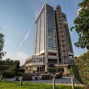 **** Hotel Western The Hub Italien